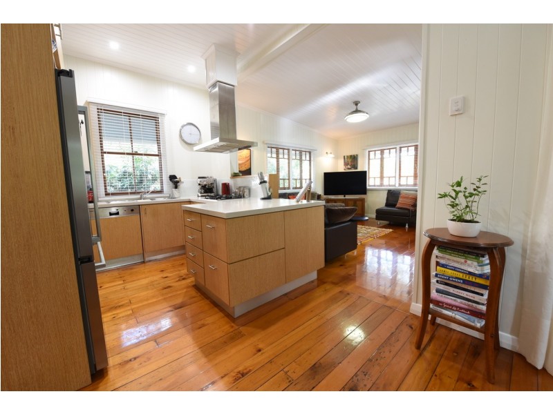 20 Devonshire Street, Ashgrove QLD 4060