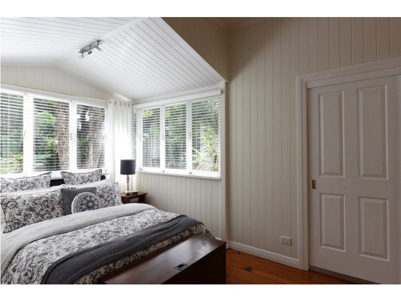 20 Devonshire Street, Ashgrove QLD 4060