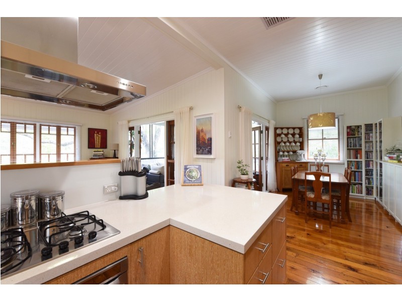 20 Devonshire Street, Ashgrove QLD 4060