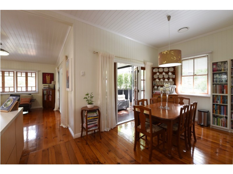 20 Devonshire Street, Ashgrove QLD 4060