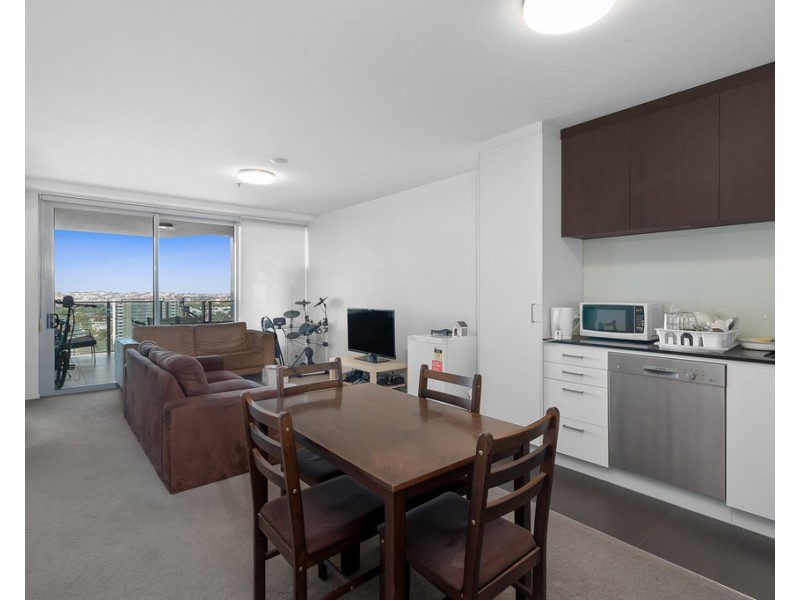 1209/18 Thorn Street, Kangaroo Point QLD 4169