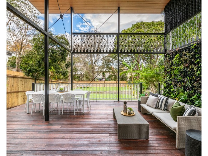 100 Alexandra Street, Bardon QLD 4065