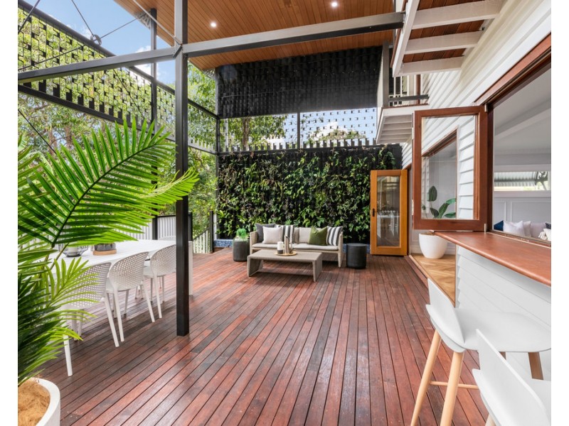 100 Alexandra Street, Bardon QLD 4065