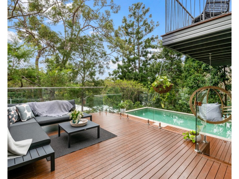 37 Outlook Crescent, Bardon QLD 4065