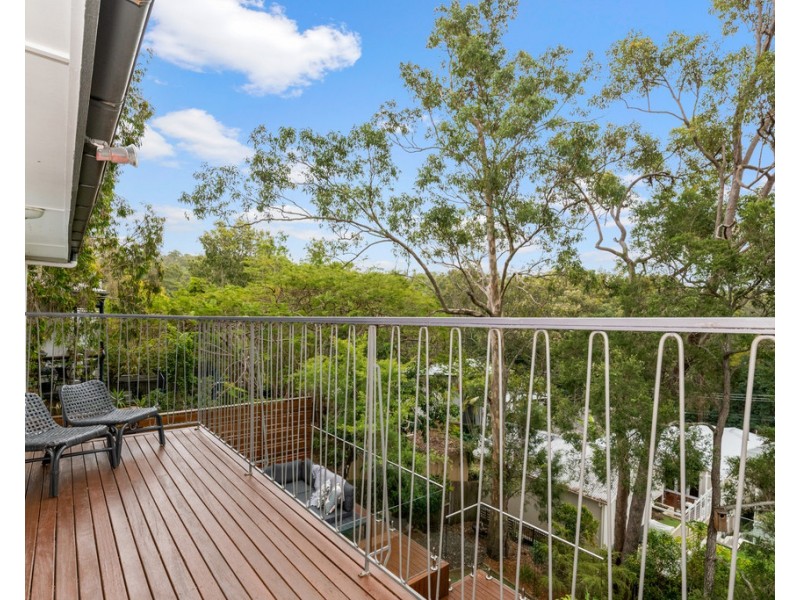 37 Outlook Crescent, Bardon QLD 4065