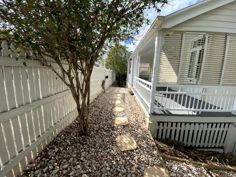 7 Edith Terrace, Red Hill QLD 4059