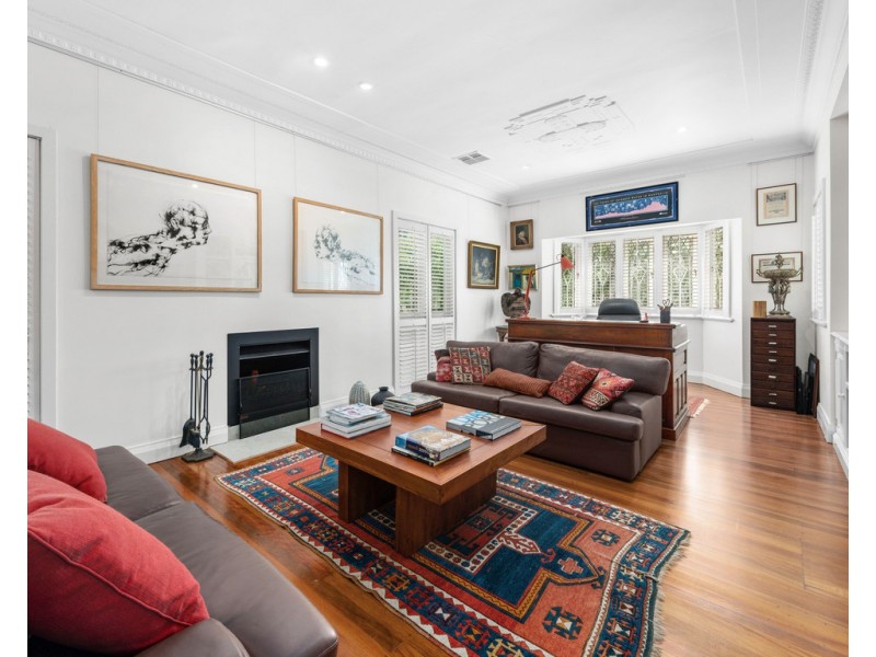 306 Stanley Terrace, Taringa QLD 4068