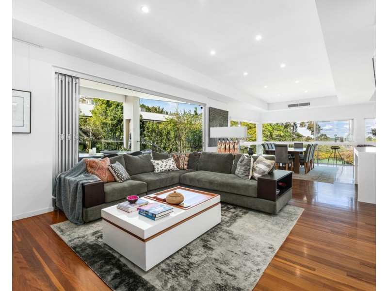 306 Stanley Terrace, Taringa QLD 4068