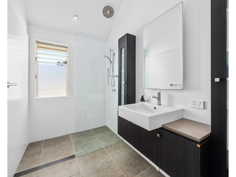 306 Stanley Terrace, Taringa QLD 4068