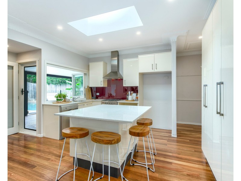 80 Dorrington Drive, Ashgrove QLD 4060