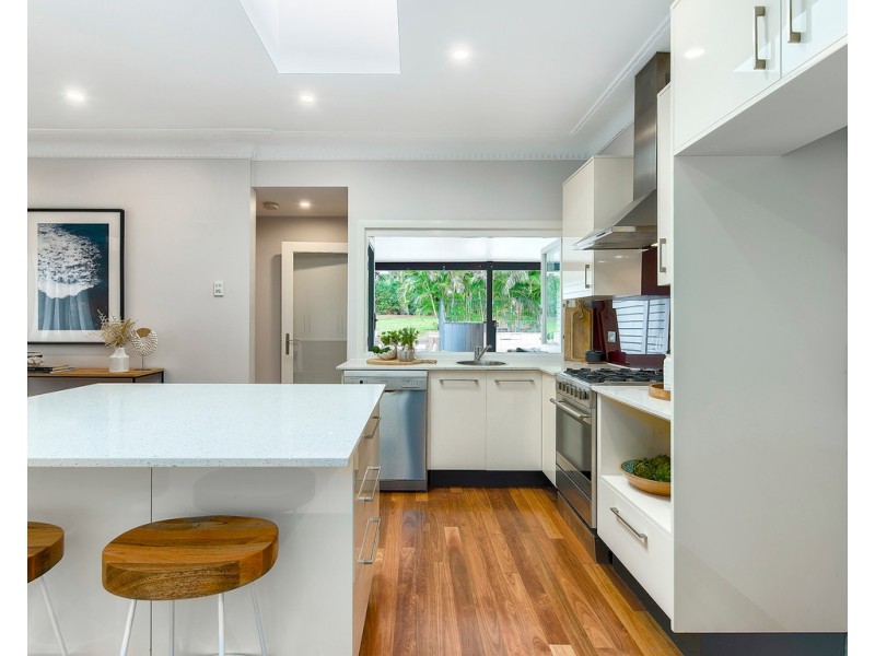 80 Dorrington Drive, Ashgrove QLD 4060