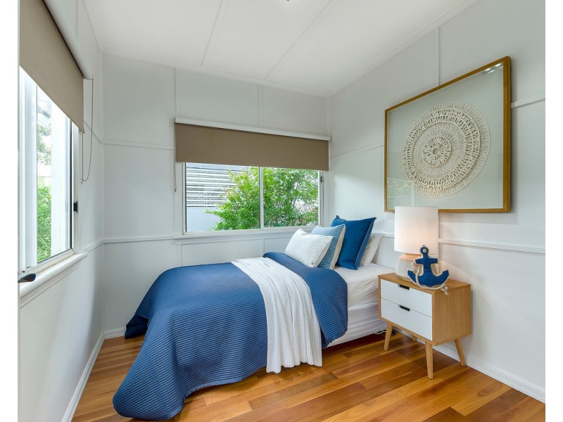 80 Dorrington Drive, Ashgrove QLD 4060