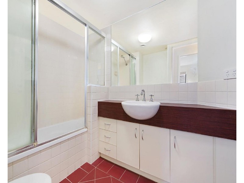 14/106 Linton Street, Kangaroo Point QLD 4169