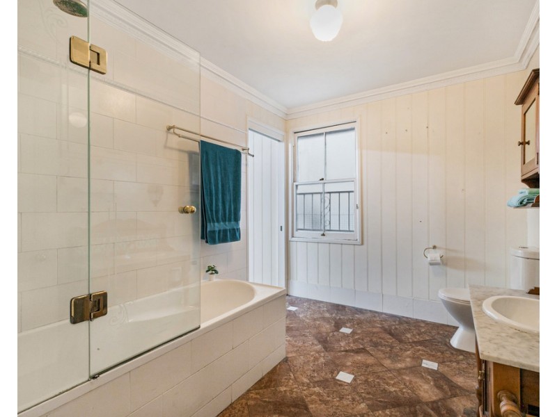 11 Normanby Terrace, Kelvin Grove QLD 4059