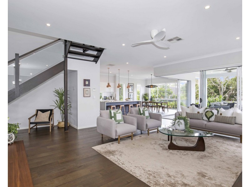 15 Garema Street, Indooroopilly QLD 4068