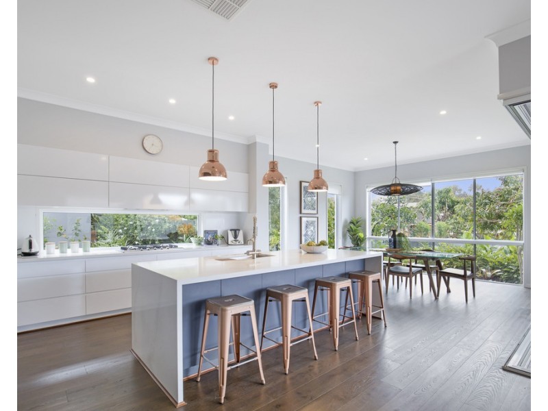 15 Garema Street, Indooroopilly QLD 4068