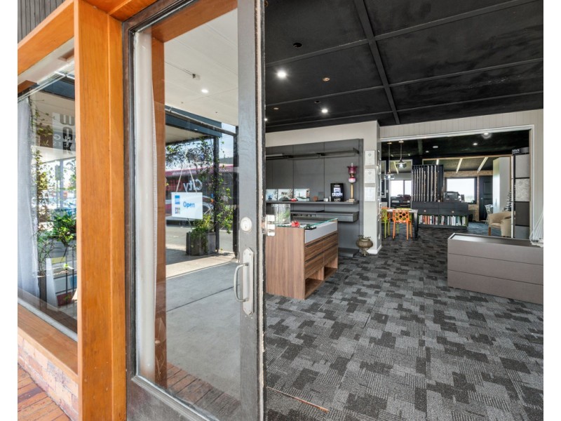 80 MacGregor Terrace, Bardon QLD 4065