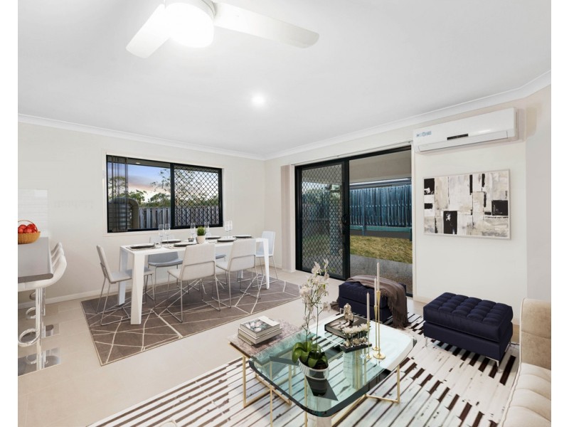 6 Burns Circuit, Augustine Heights QLD 4300