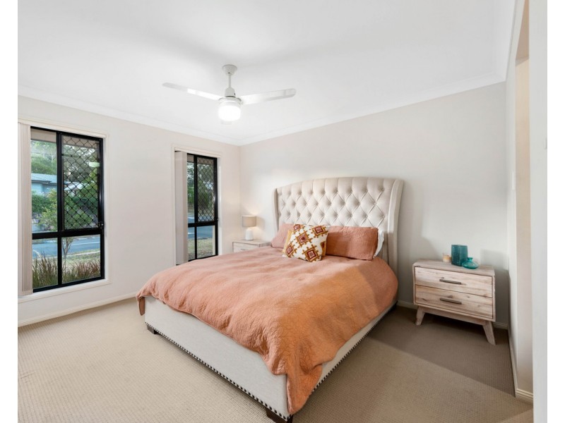 6 Burns Circuit, Augustine Heights QLD 4300