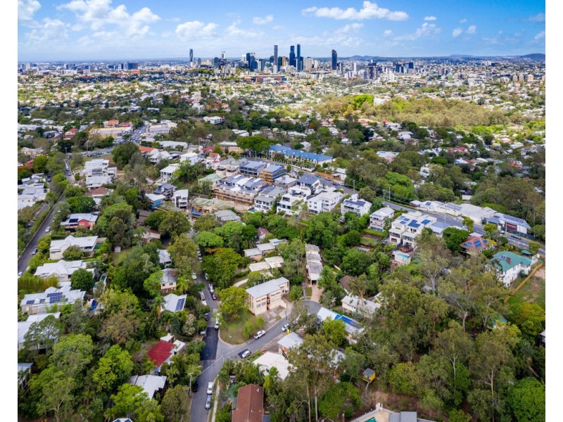 5 Clermont Street, Bardon QLD 4065