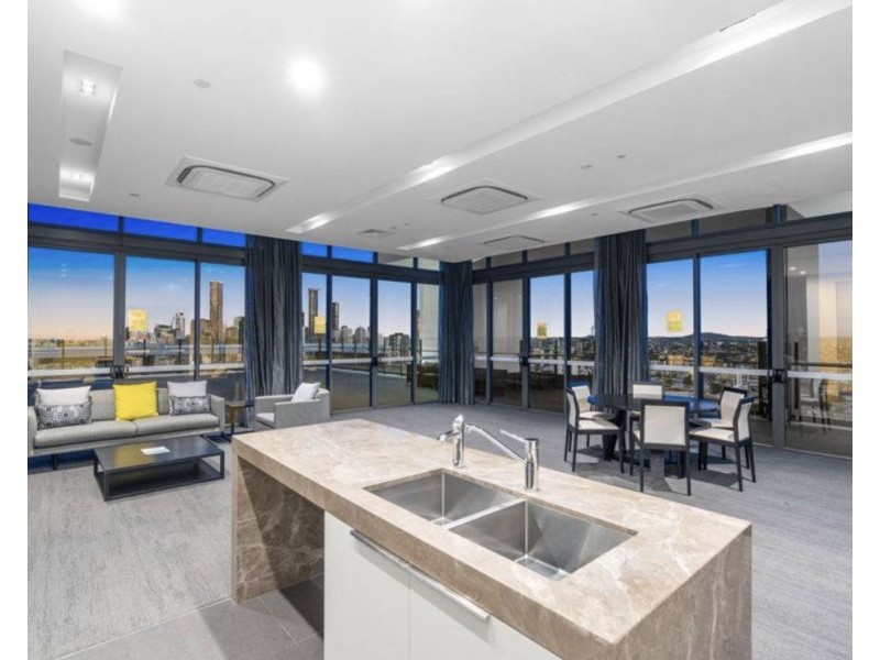 2405/55 Railway Terrace, Milton QLD 4064