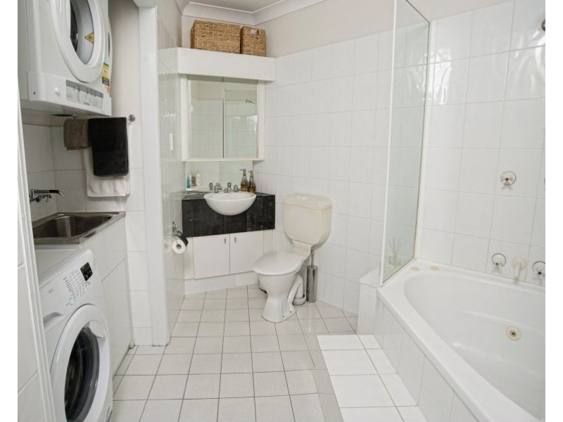 6/11 Cadell Street, Toowong QLD 4066