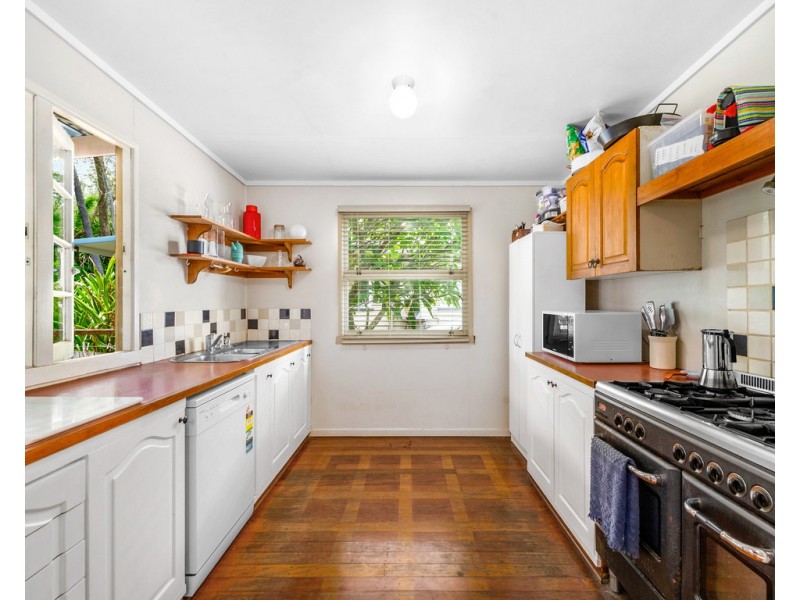 21 Gaunt Street, Newmarket QLD 4051