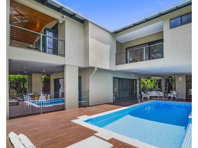 43 Lilley Road, Bardon QLD 4065