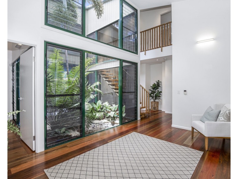 43 Lilley Road, Bardon QLD 4065