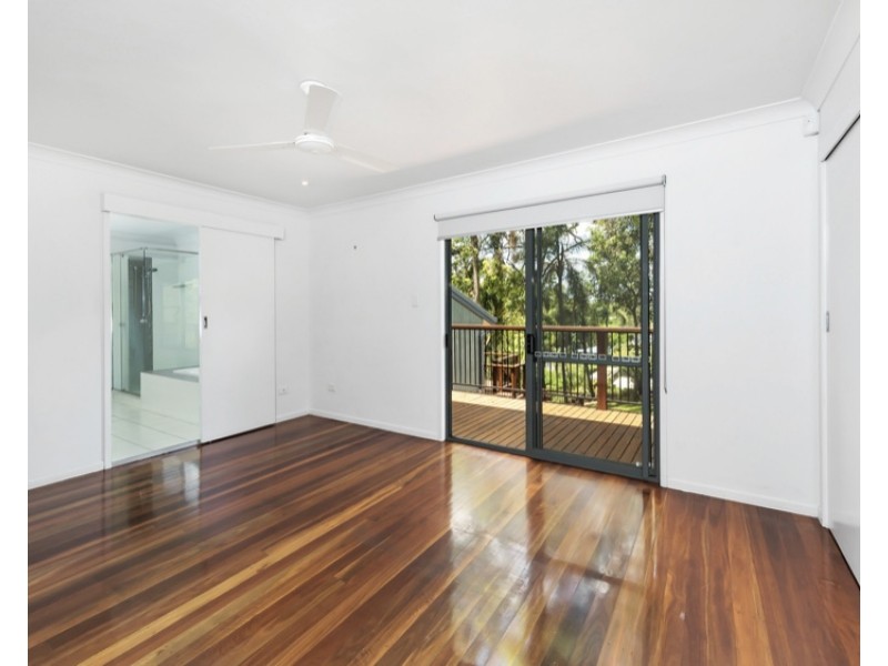 130 Simpsons Road, Bardon QLD 4065