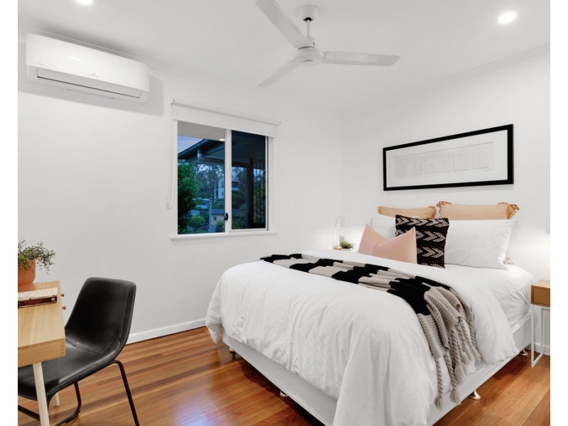 8 Eastment Street, Bardon QLD 4065