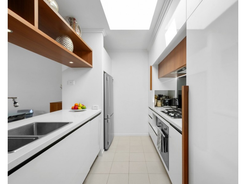 43/390 Simpsons Road, Bardon QLD 4065