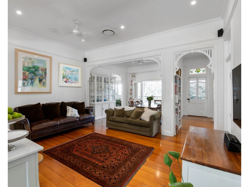 6 Dowling Street, Auchenflower QLD 4066