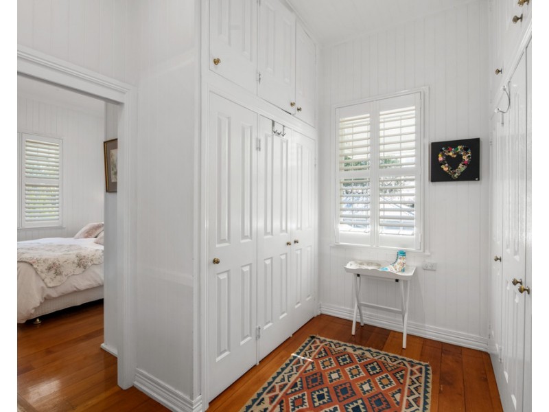 6 Dowling Street, Auchenflower QLD 4066