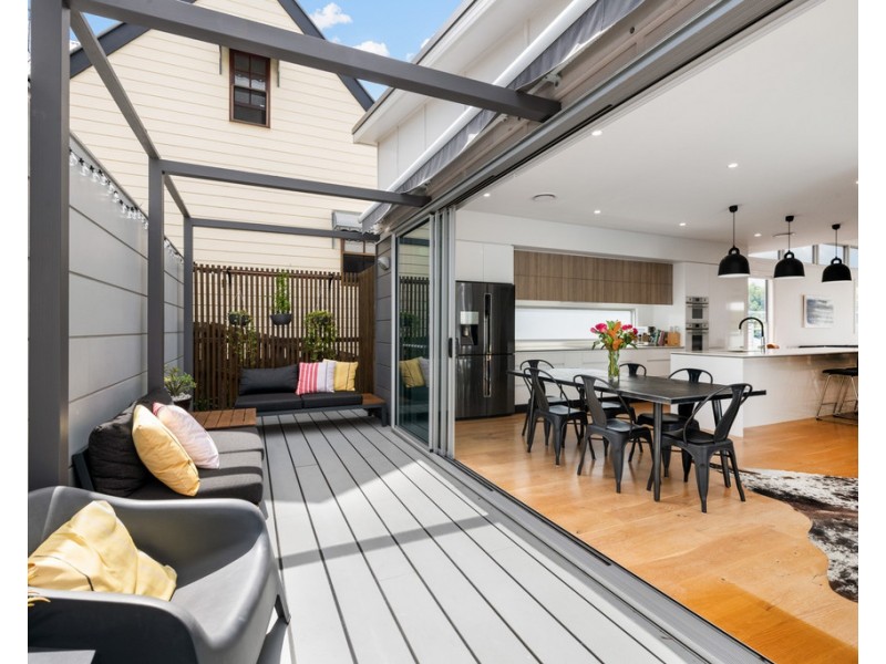 6 Fullerton Street, Red Hill QLD 4059