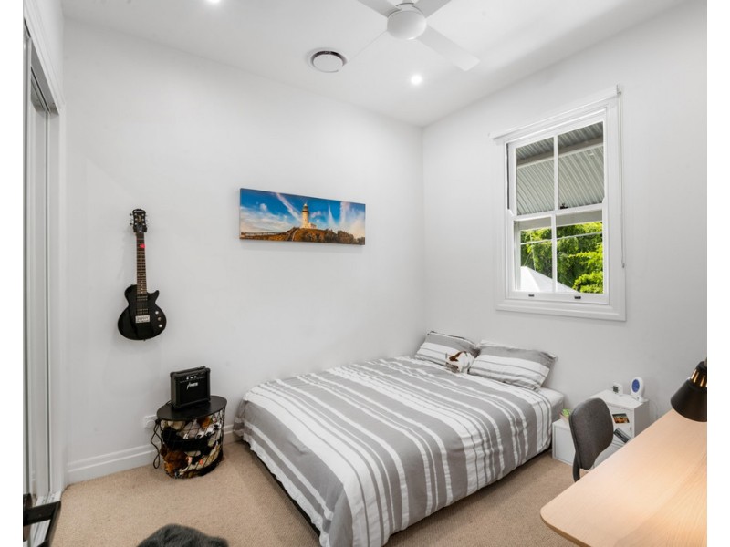 6 Fullerton Street, Red Hill QLD 4059