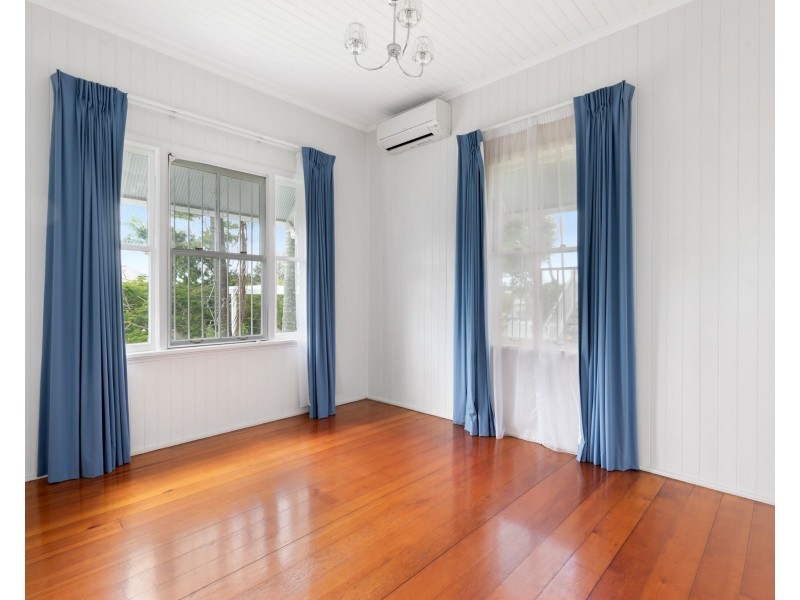 20 Hanworth Street, East Brisbane QLD 4169