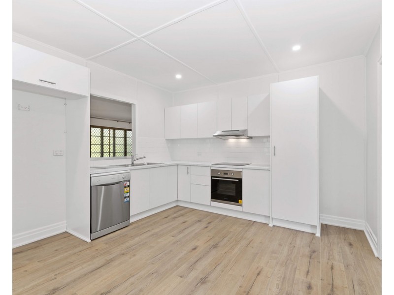 33 Brown Parade, Ashgrove QLD 4060