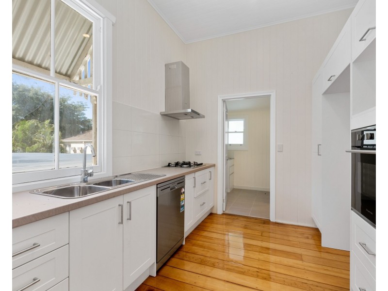 195 Arthur Terrace, Bardon QLD 4065