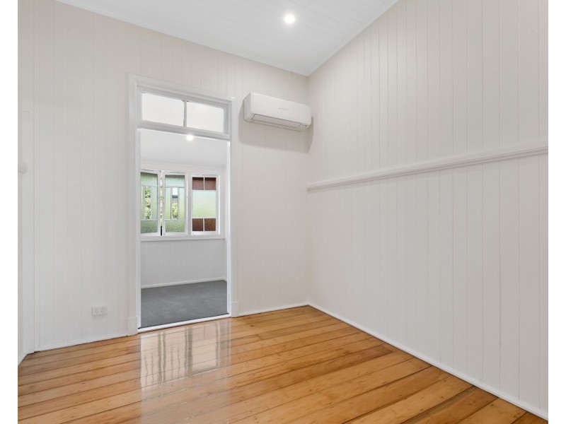 195 Arthur Terrace, Bardon QLD 4065