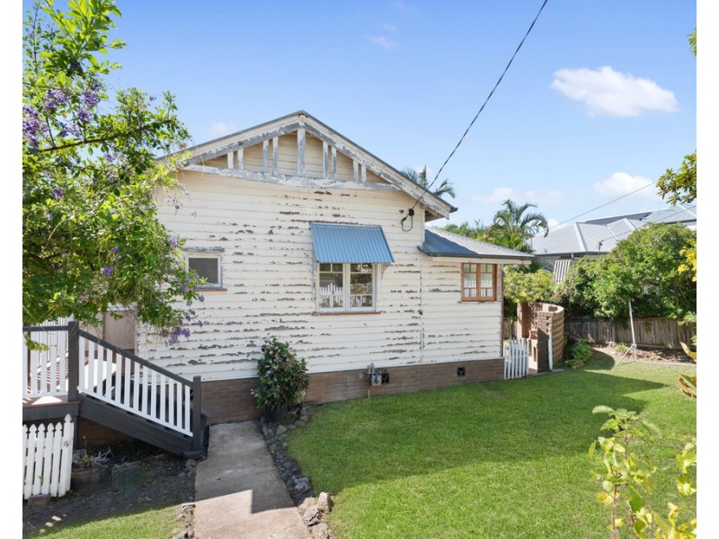 195 Arthur Terrace, Bardon QLD 4065