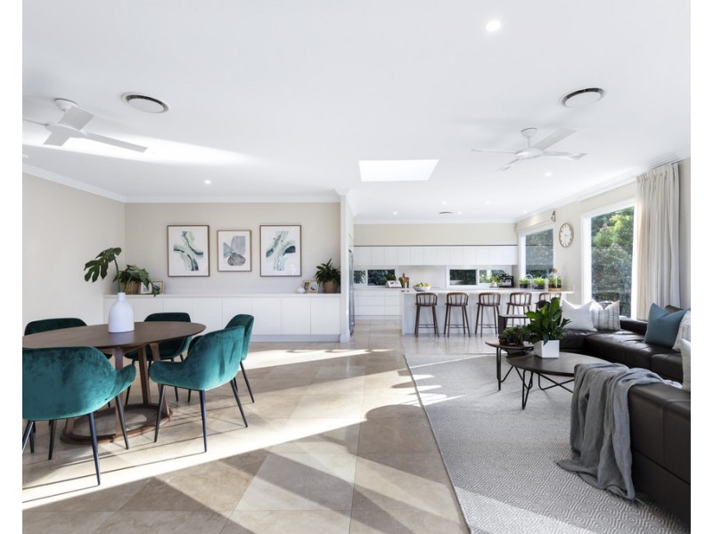11 Dovedale Crescent, Ashgrove QLD 4060