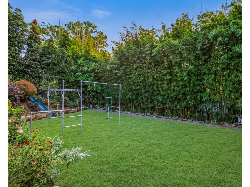 11 Dovedale Crescent, Ashgrove QLD 4060