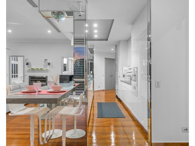 1201/241 Wellington Road, Kangaroo Point QLD 4169