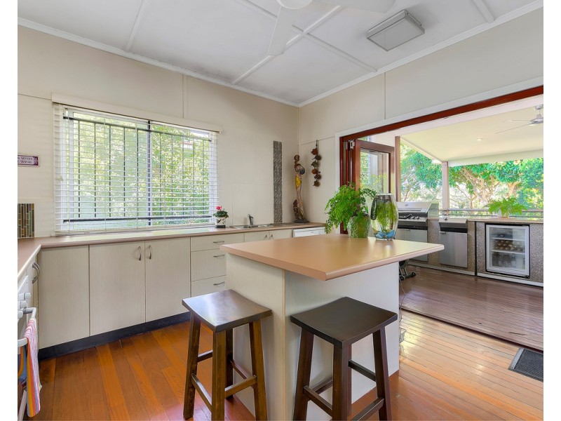 90 Newman Road, Wavell Heights QLD 4012