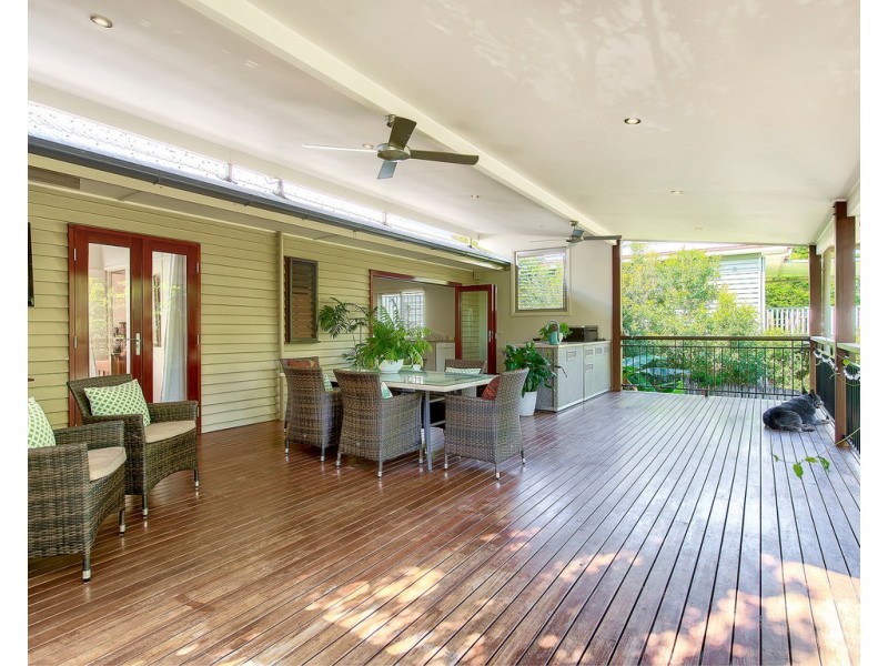 90 Newman Road, Wavell Heights QLD 4012