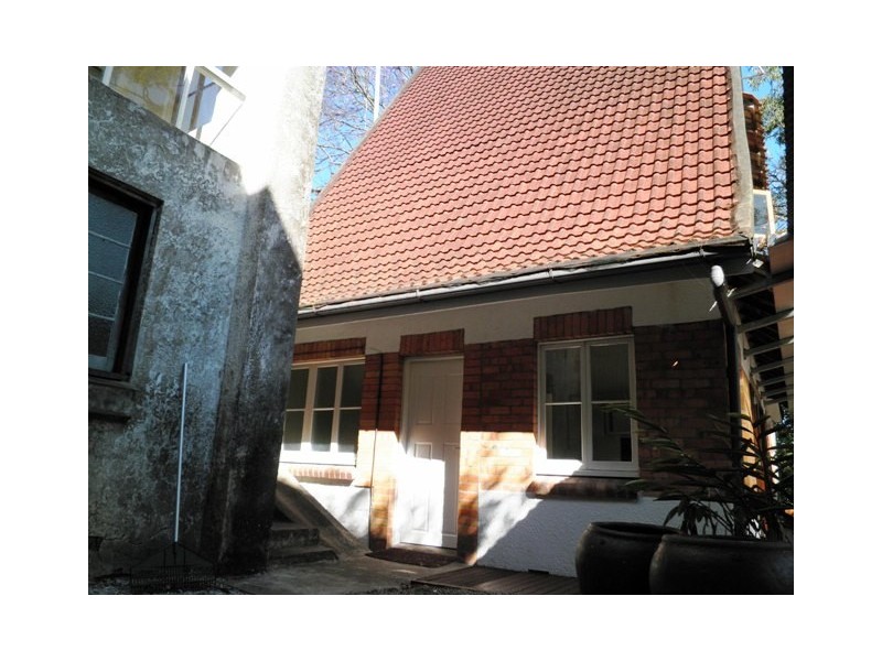 24 Macgregor Terrace, Bardon QLD 4065