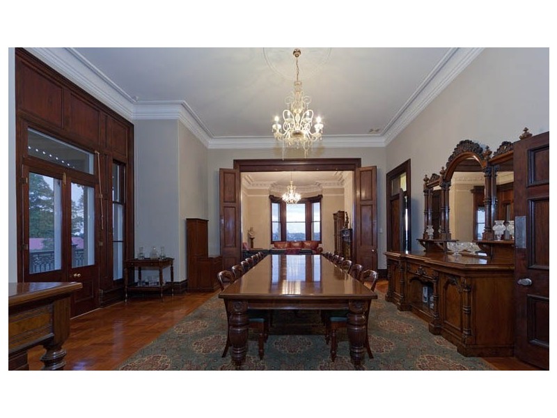 37 Seventh Avenue, Windsor QLD 4030