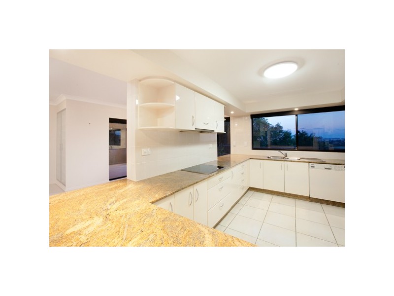 122 Buckingham Street, Ashgrove QLD 4060