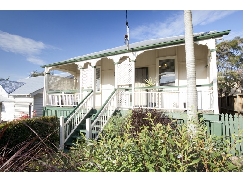 11 Picot Street, Kelvin Grove QLD 4059